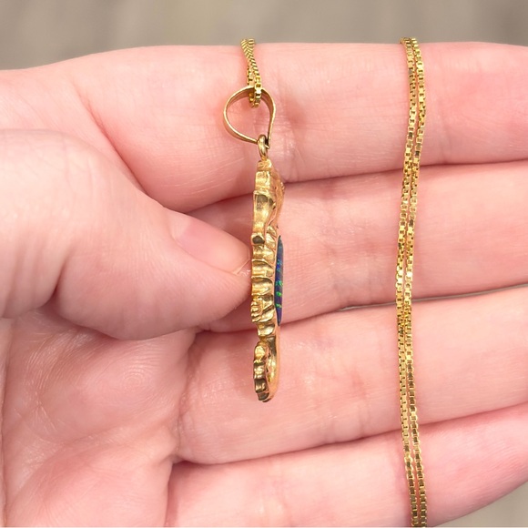 14K Opal Seahorse Pendant, Green Blue Lab Inlay Nautical Aquatic Luxury Piece - Picture 10 of 13